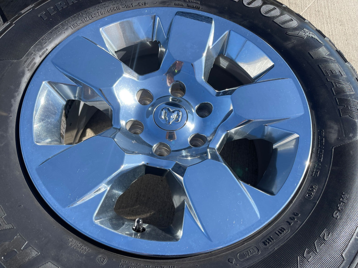 18" Ram 1500 OEM CHROME 2669 wheels rims 2021 2022 2023 2024 2025 2026 GOODYEAR