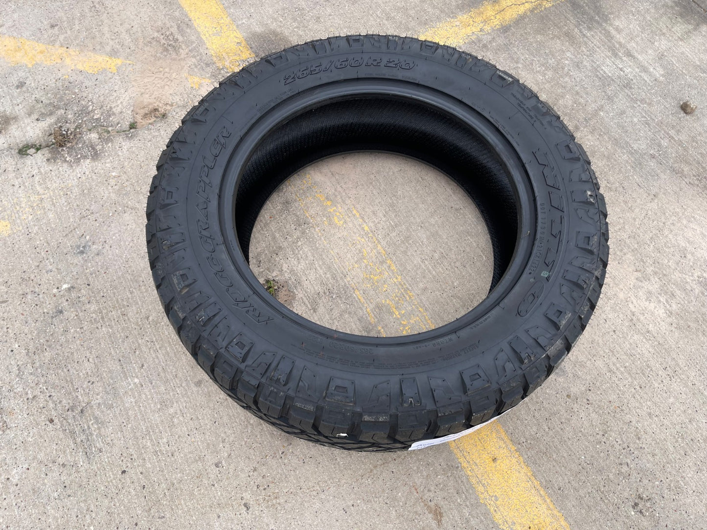 (1) 265/60/20 Nitto Ridge Grappler R/T tire 112T 265/60R20 NEW