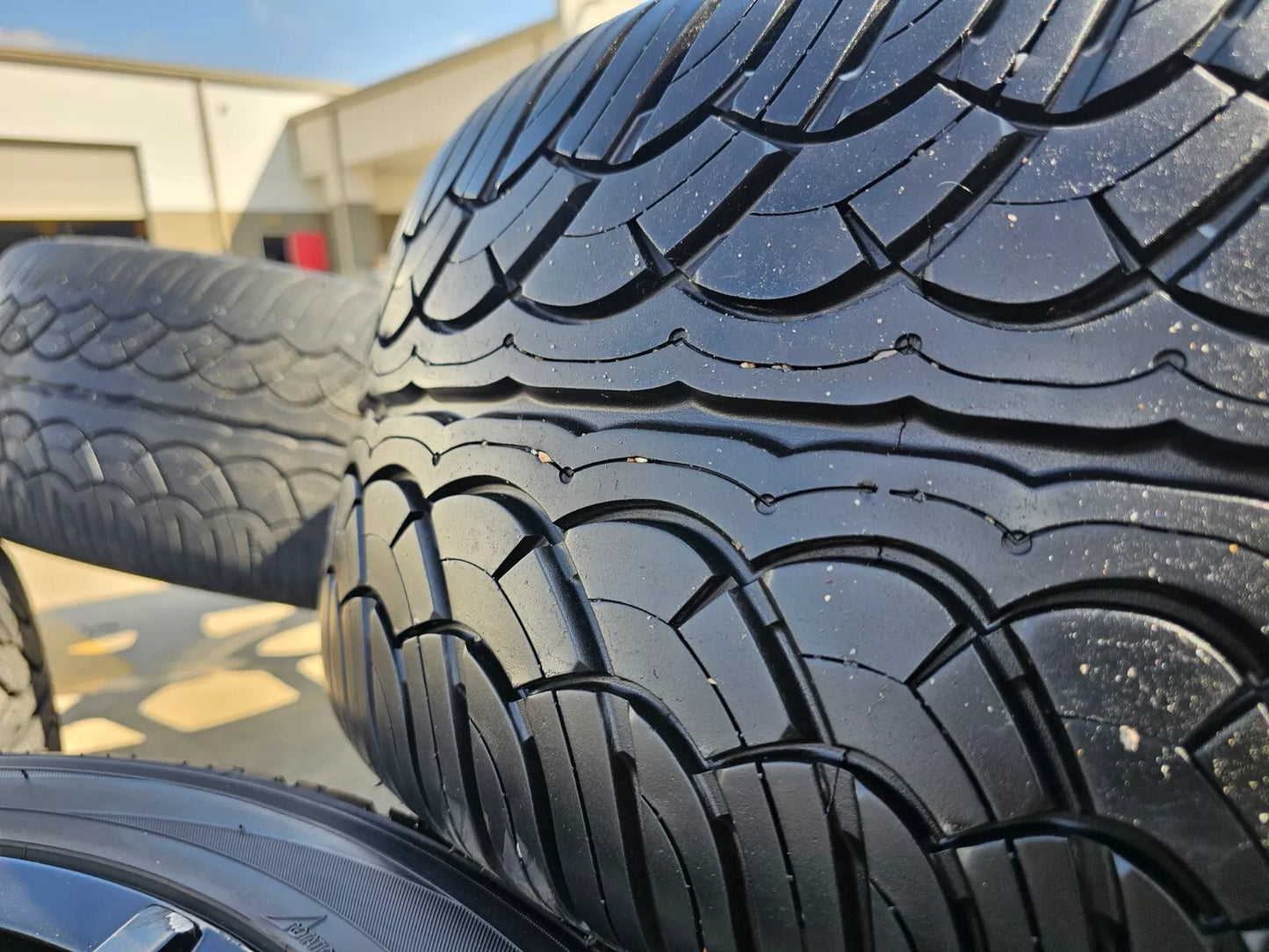 24x9.5 DUB Royalty Black wheels rims tires 6x5.5 6x135 RAM Chevy Tacoma
