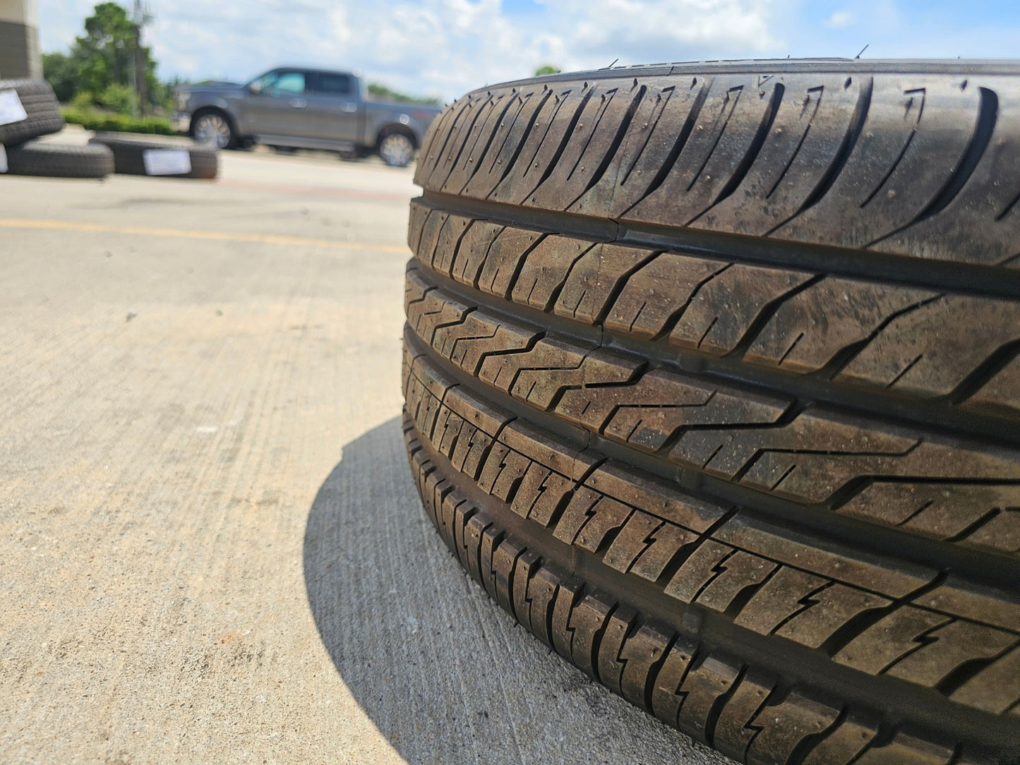 (1) 235/40/18 Ironman Gen 3 A/S tire 235/40R18 95W XL NEW