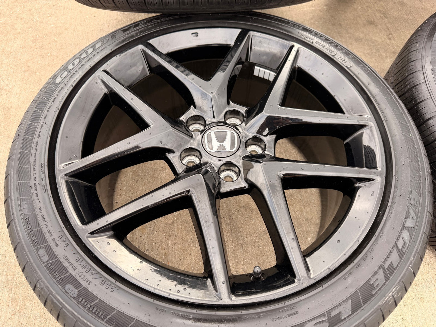 18" Honda Civic wheels rims OEM 10393 H-RV Accord tires GOODYEAR NEW 2025 2026