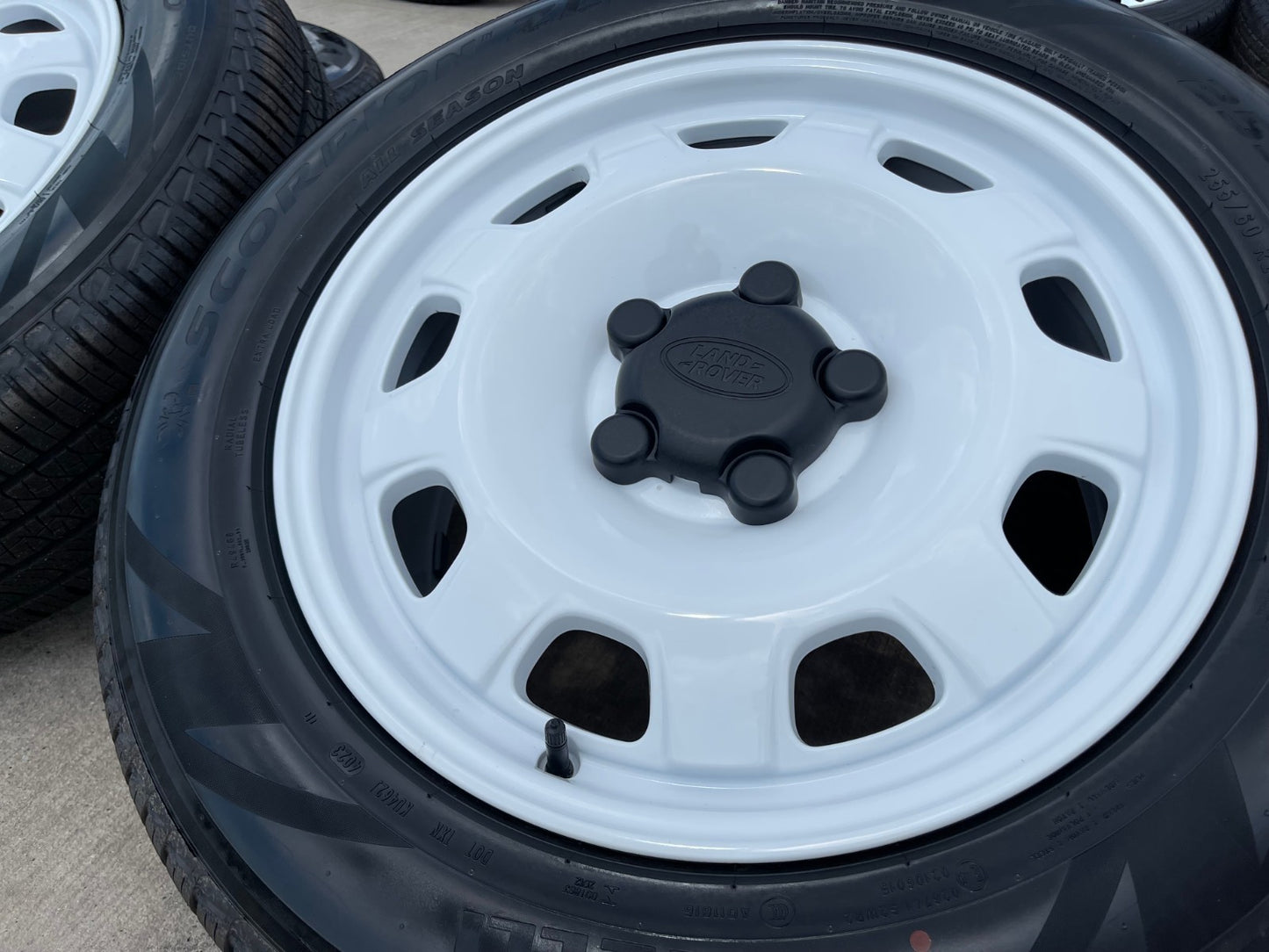 20" Land Rover Defender OEM wheels rims Range 2024 2025 2026 NEW