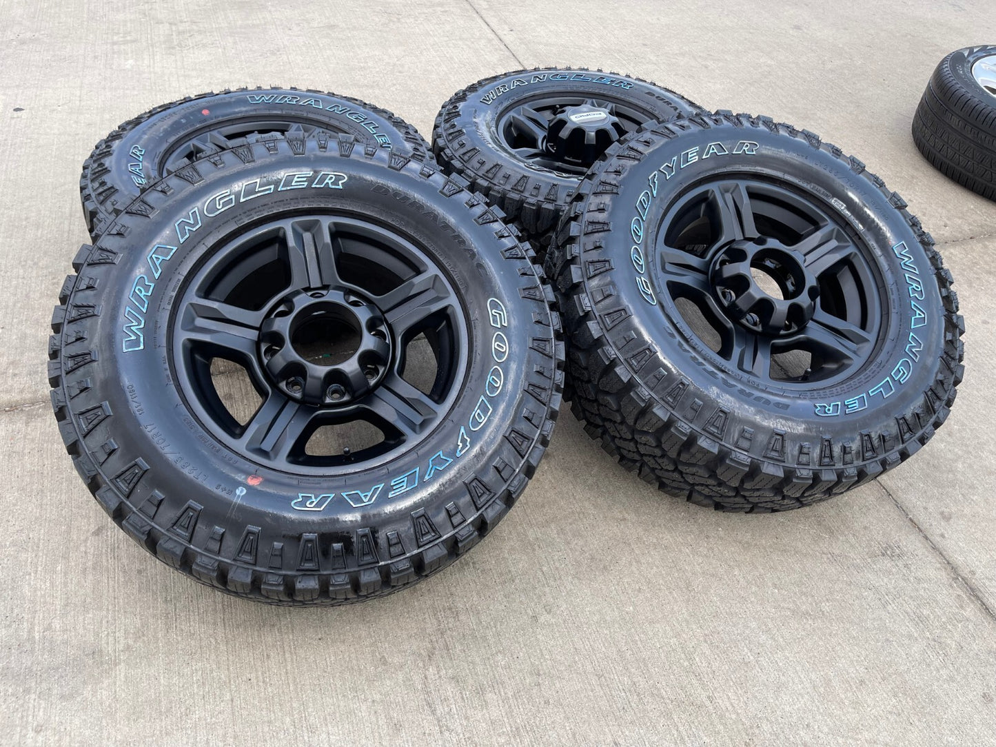 17" Ford F-250 F-350 OEM 10096 TREMOR wheels rims tires DURATRAC A/T NEW