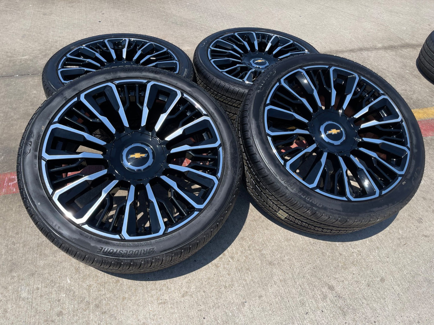 24" Chevy Tahoe Suburban Silverado OEM High Country wheels rims 2026 2027 NEW