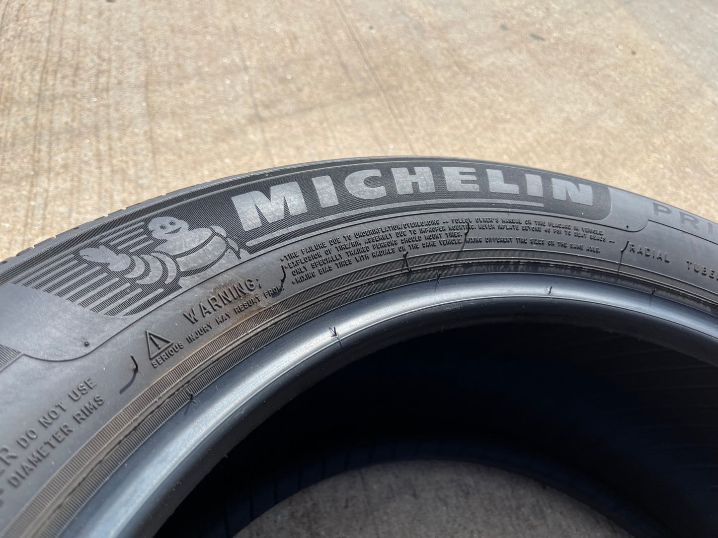 235/55/19 Michelin Primacy A/S tire 101V
