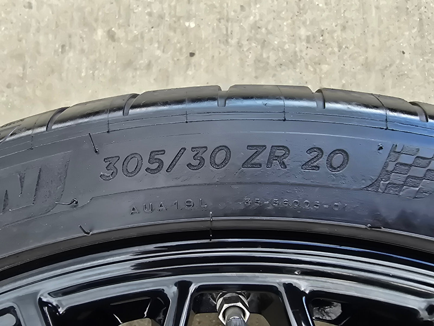 19" + 20" Chevy Corvette Z06 C8 OEM wheels rims 8057 8058 FORGED