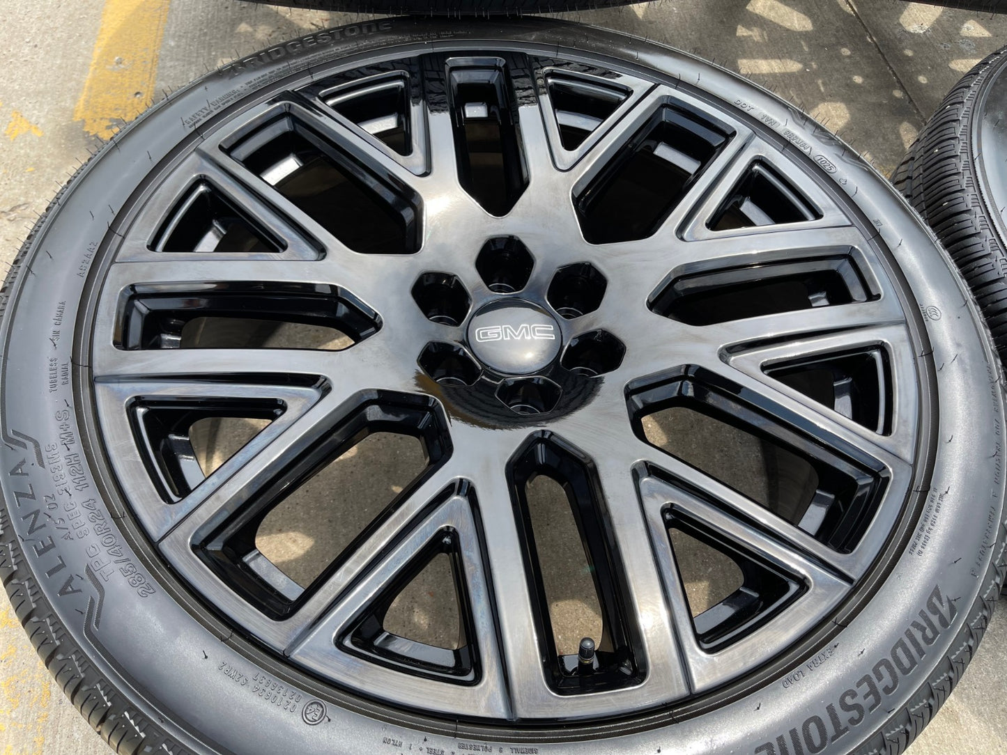 24" GMC Yukon Sierra DENALI OEM wheels rims black 2022 2023 2024 2025 2026 NEW