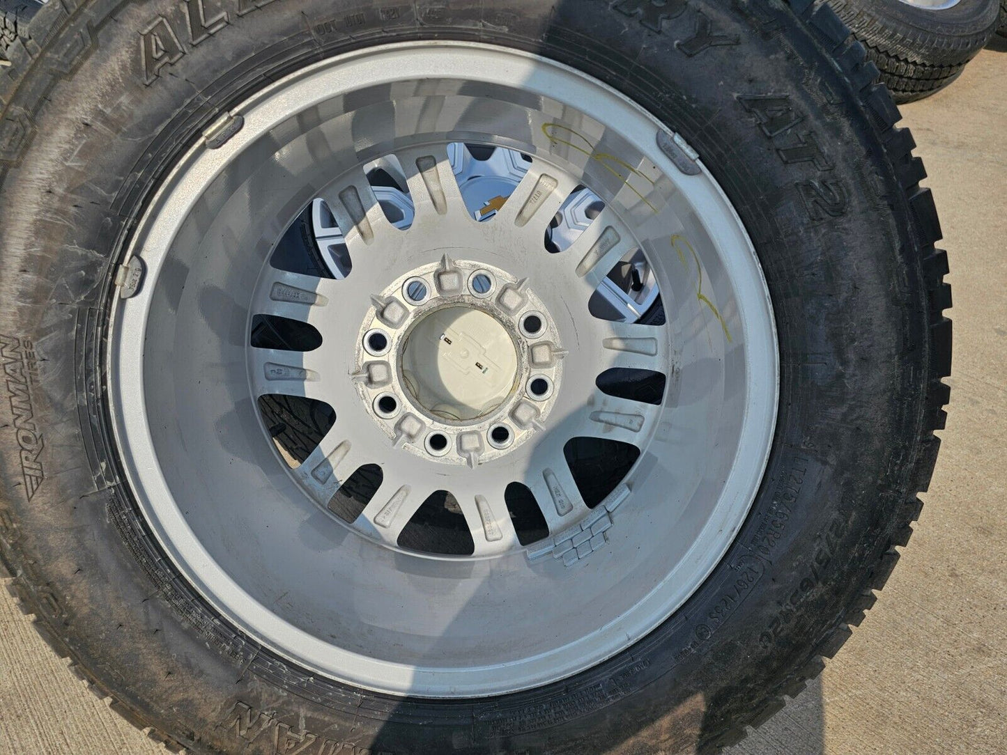 20" Chevy Silverado GMC Sierra AT4 2500 3500 OEM wheels rims 5950 tires