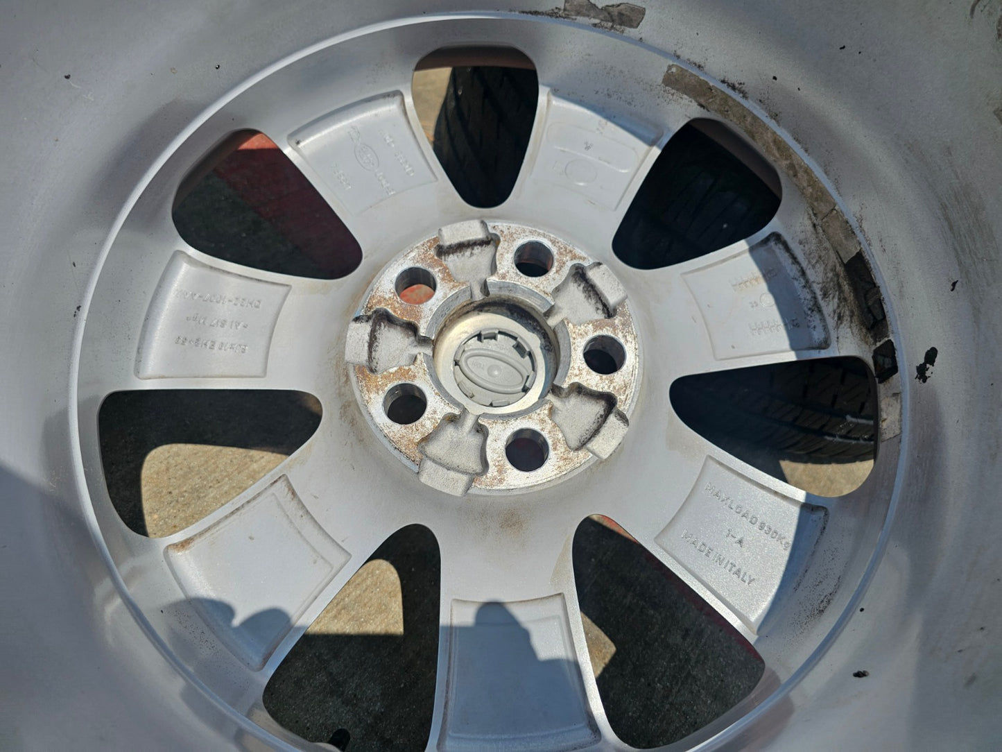 19" Range Land Rover LR4 OEM wheels rims 72259 tires