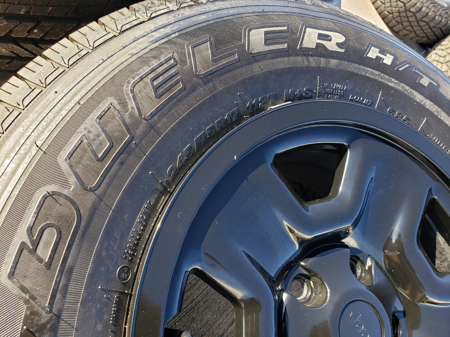 17" Jeep Wrangler SPORT OEM wheels rims tires 9240 9220 black NEW