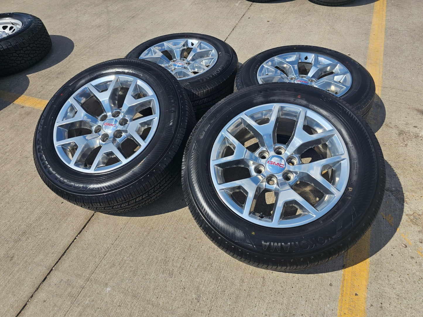 20" GMC Yukon Chevy Tahoe OEM Y spoke wheels rims 5698 tires