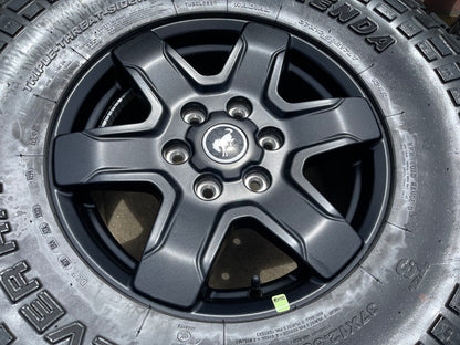 17" Ford Bronco wheels rims 95292 10383 SASQUATCH Ranger tires KENDA 37"