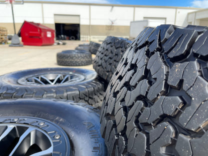 17" Jeep Wrangler 392 Gladiator Rubicon OEM 9329 BEADLOCK wheels rims NEW 35"
