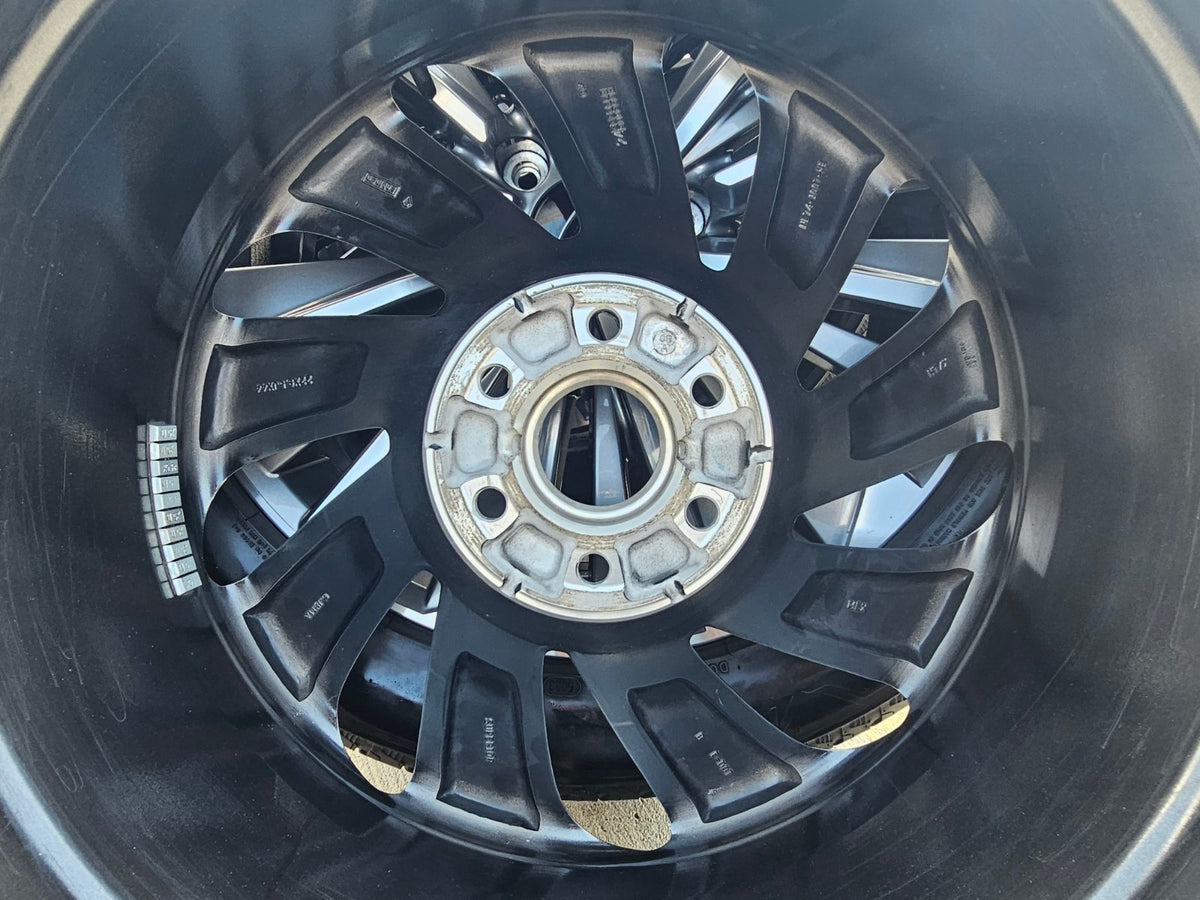 (1) 22" Lincoln Navigator BLACK LABEL OEM 10497 rim wheel 2022 2023 2024 COOPER