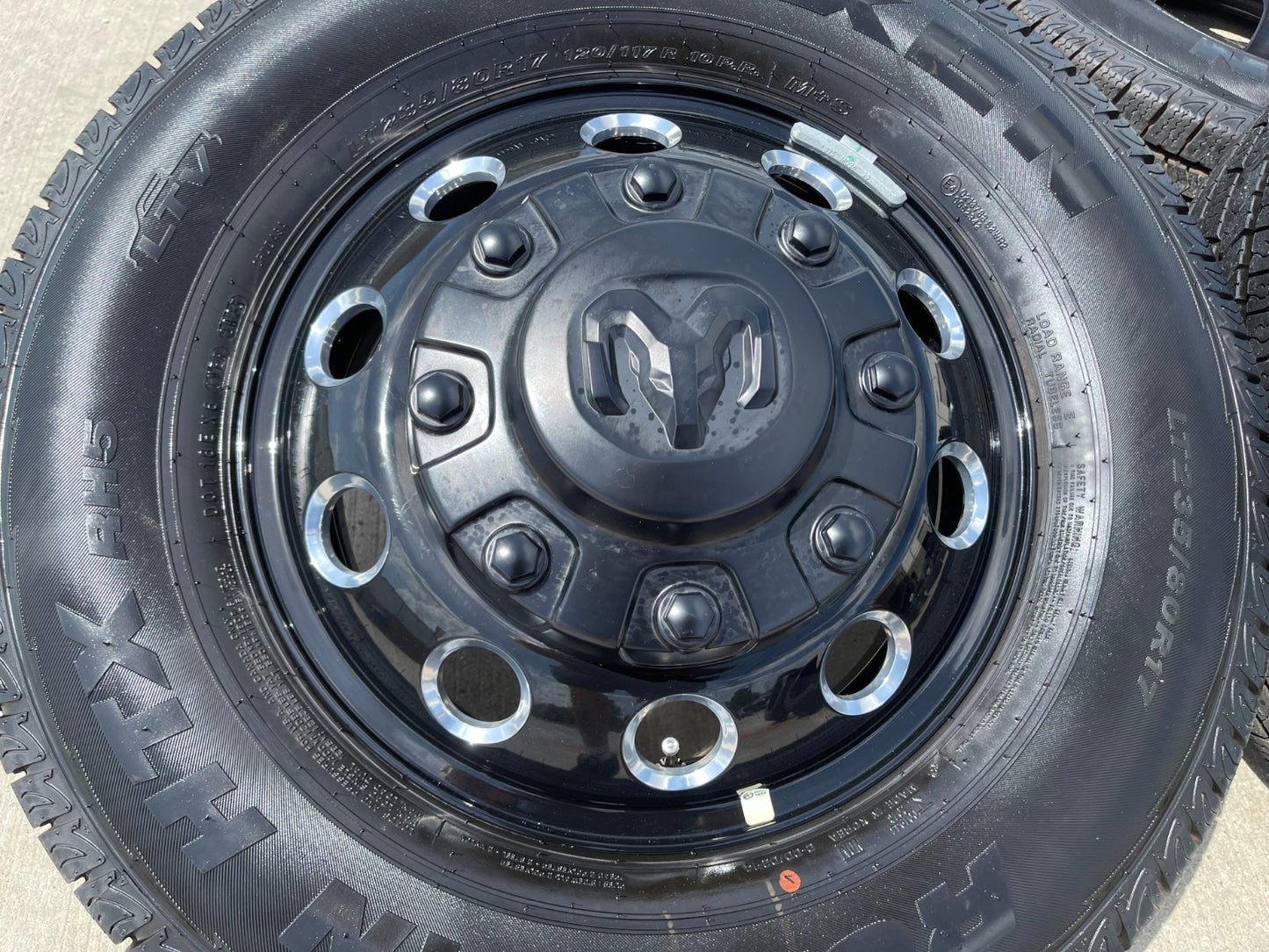 17" Dodge Ram 3500 Dually Laramie wheels rims 2706 2707 OEM black 2025 2026 NEW