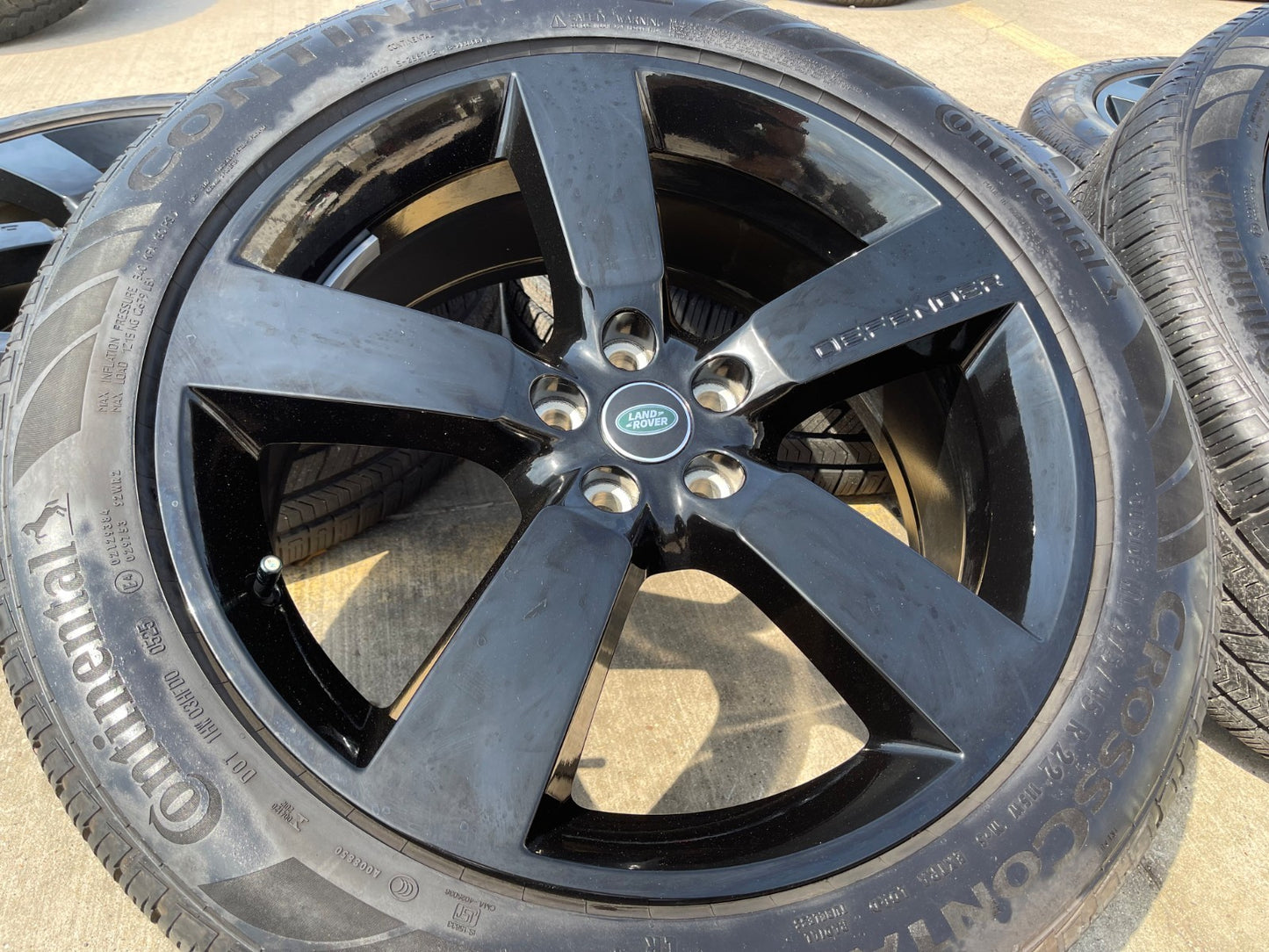 22" Land Rover Range DEFENDER OEM 72353 wheels rims 2023 2024 2025 2026 2027 SET