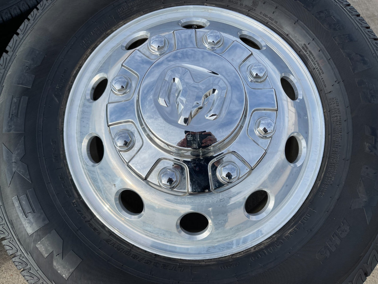 17" Dodge Ram 3500 Dually Laramie 8x200 wheels rims 2701 2702 OEM NEXEN