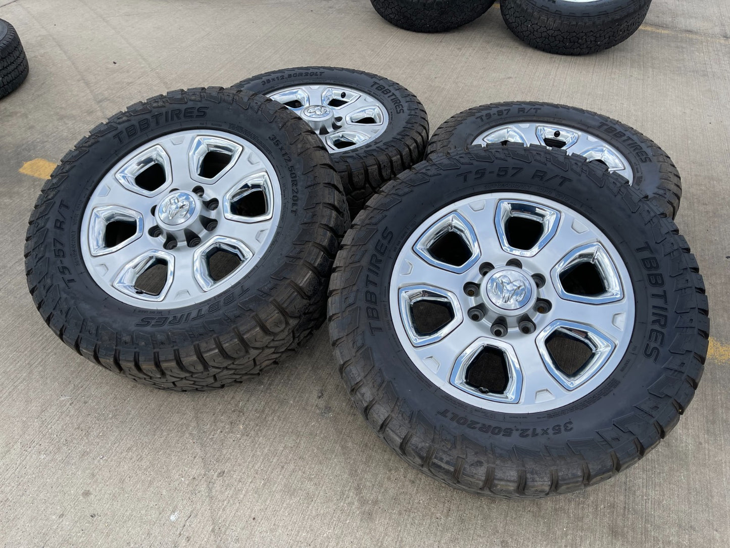 20" Dodge Ram 2500 3500 OEM 2477 CHROME wheels rims tires 35"