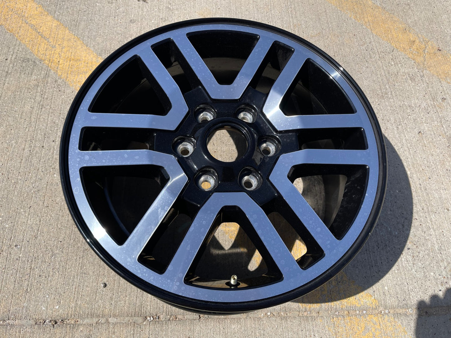 (1) 17" INEOS Grenadier OEM 8775 wheel rim 2023 2024 2025 2026 NEW