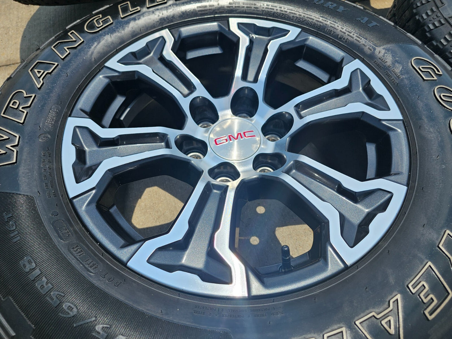 18" GMC Sierra AT4 Chevy Silverado OEM 5910 wheels rims 2022 2023 2024 2025