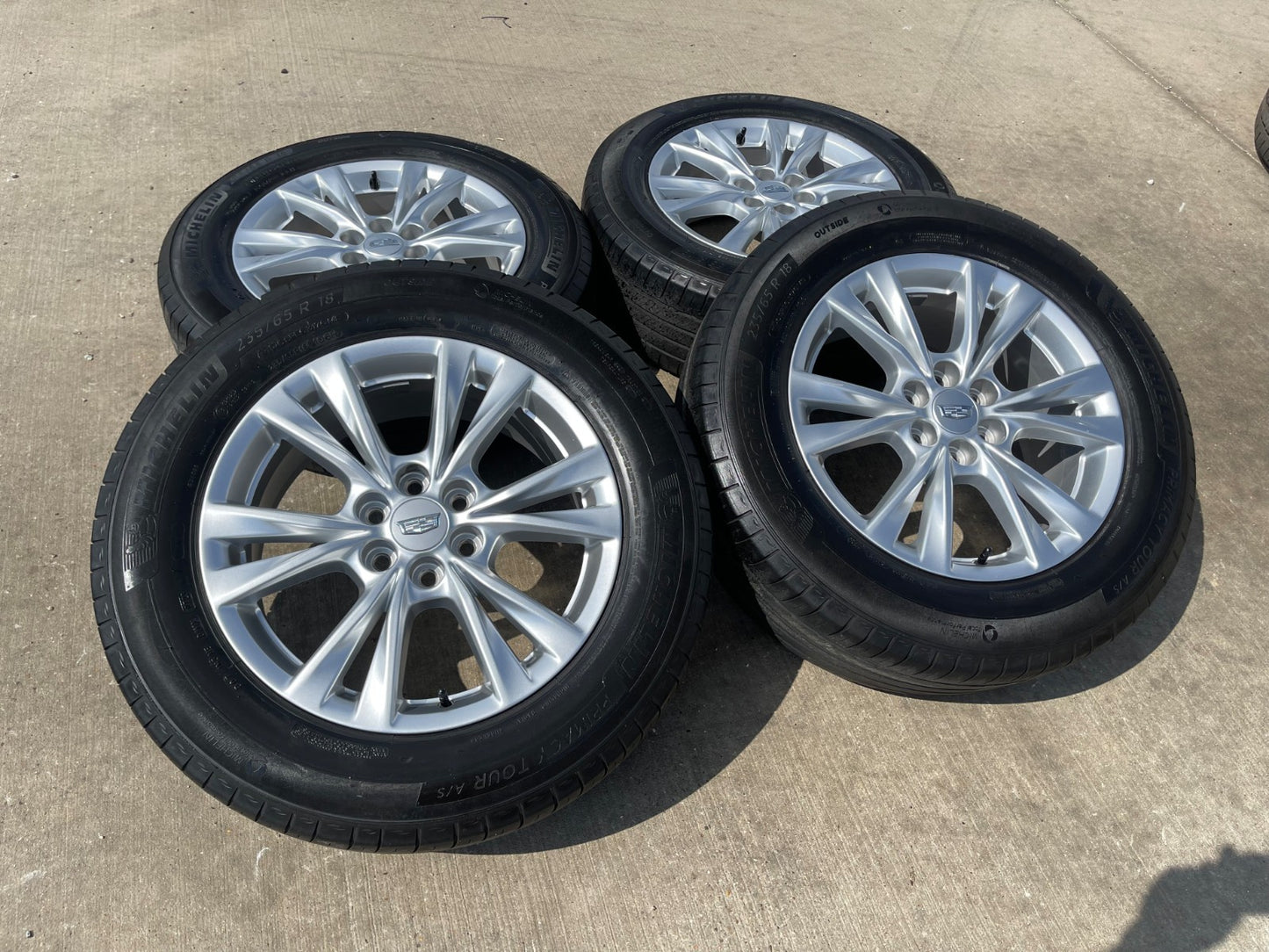 18" Cadillac XT6 XT5 SRX OEM 4844 4845 wheels rims Chevy Blazer Acadia MICHELIN
