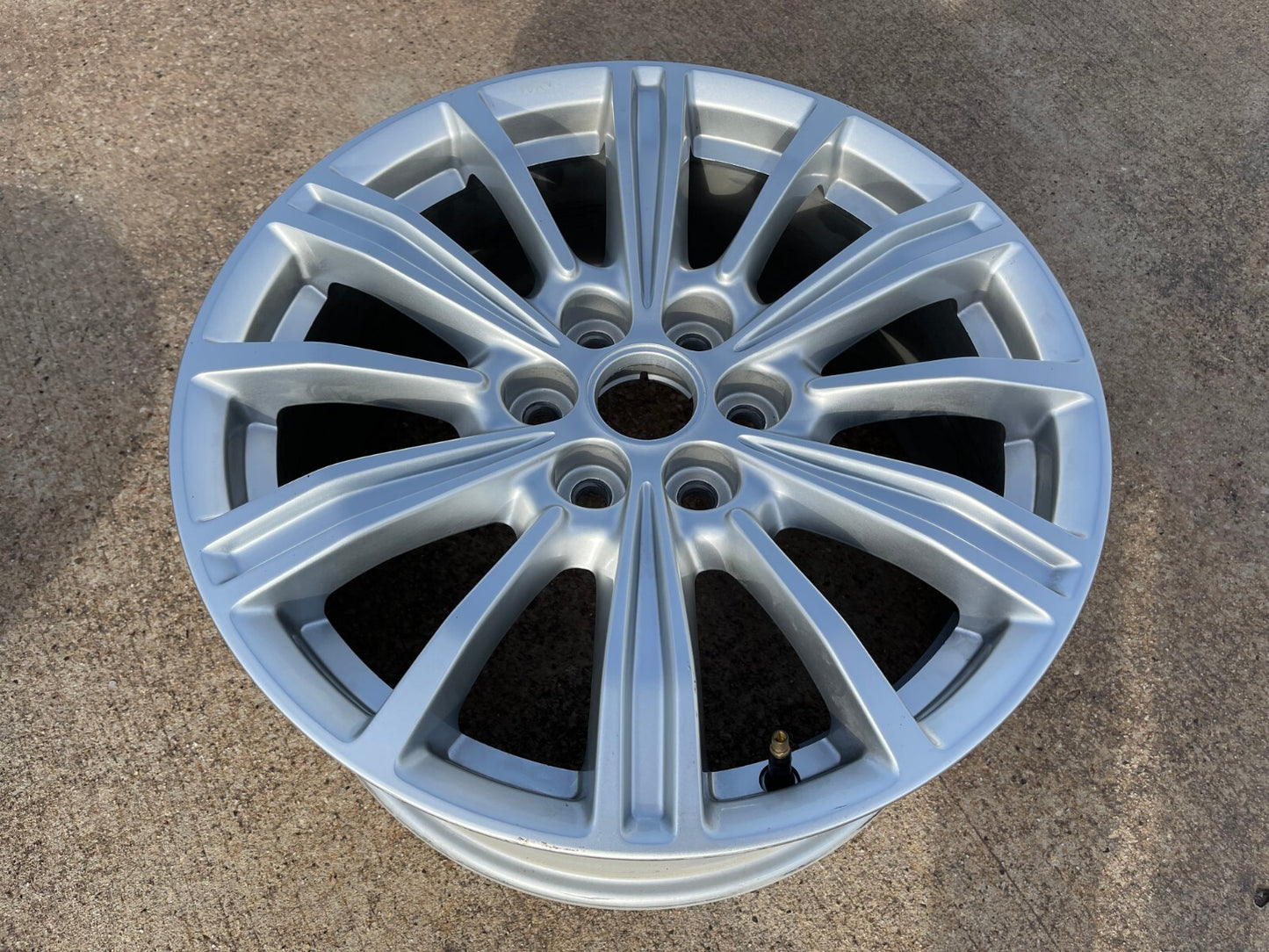 18" Cadillac XT6 XT5 SRX OEM wheel rim spare Blazer Acadia 4799 4798