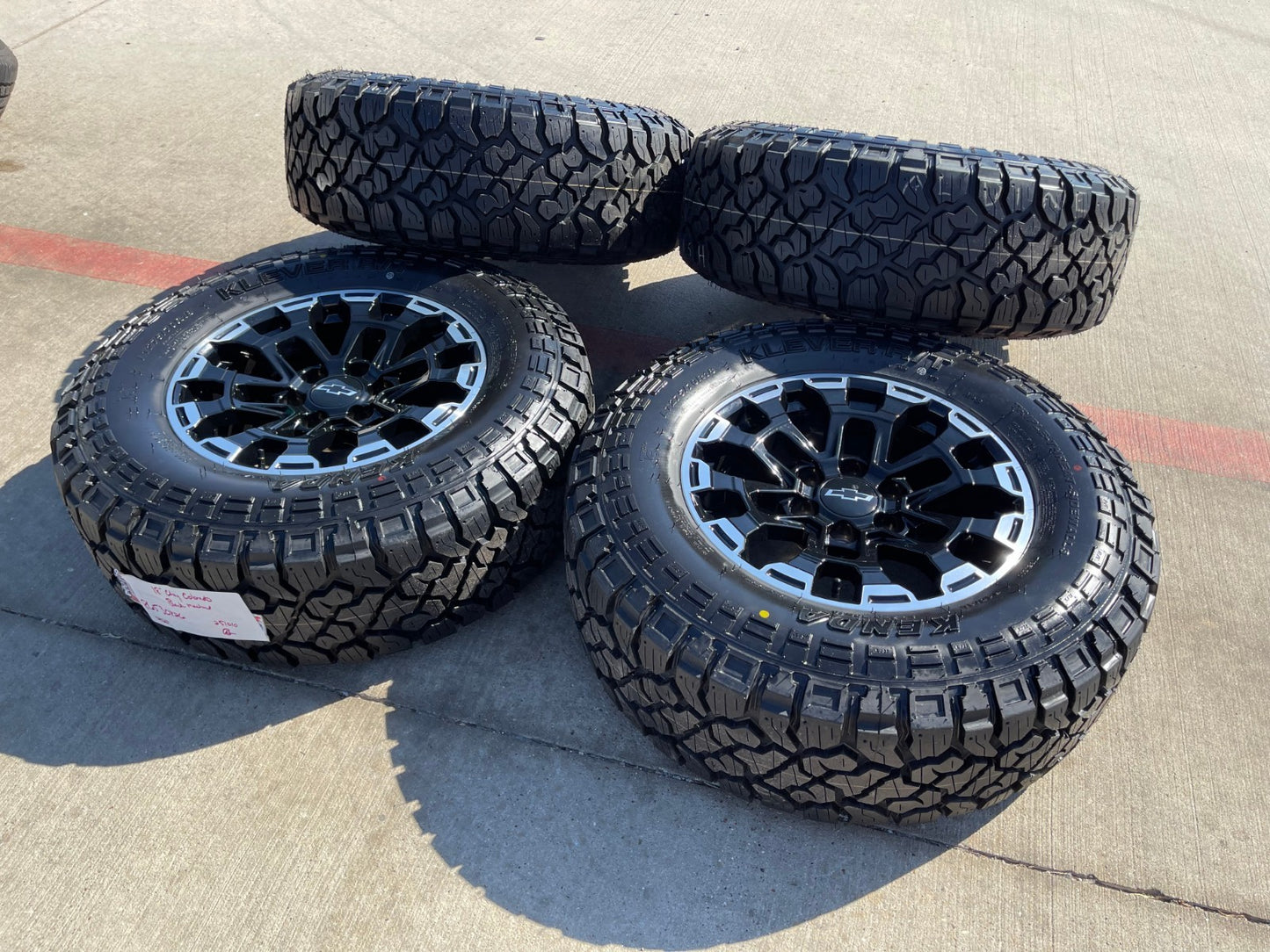 18" Chevy Silverado ZR2 Tahoe TRAIL BOSS Sierra OEM wheels rims tires 2026 NEW