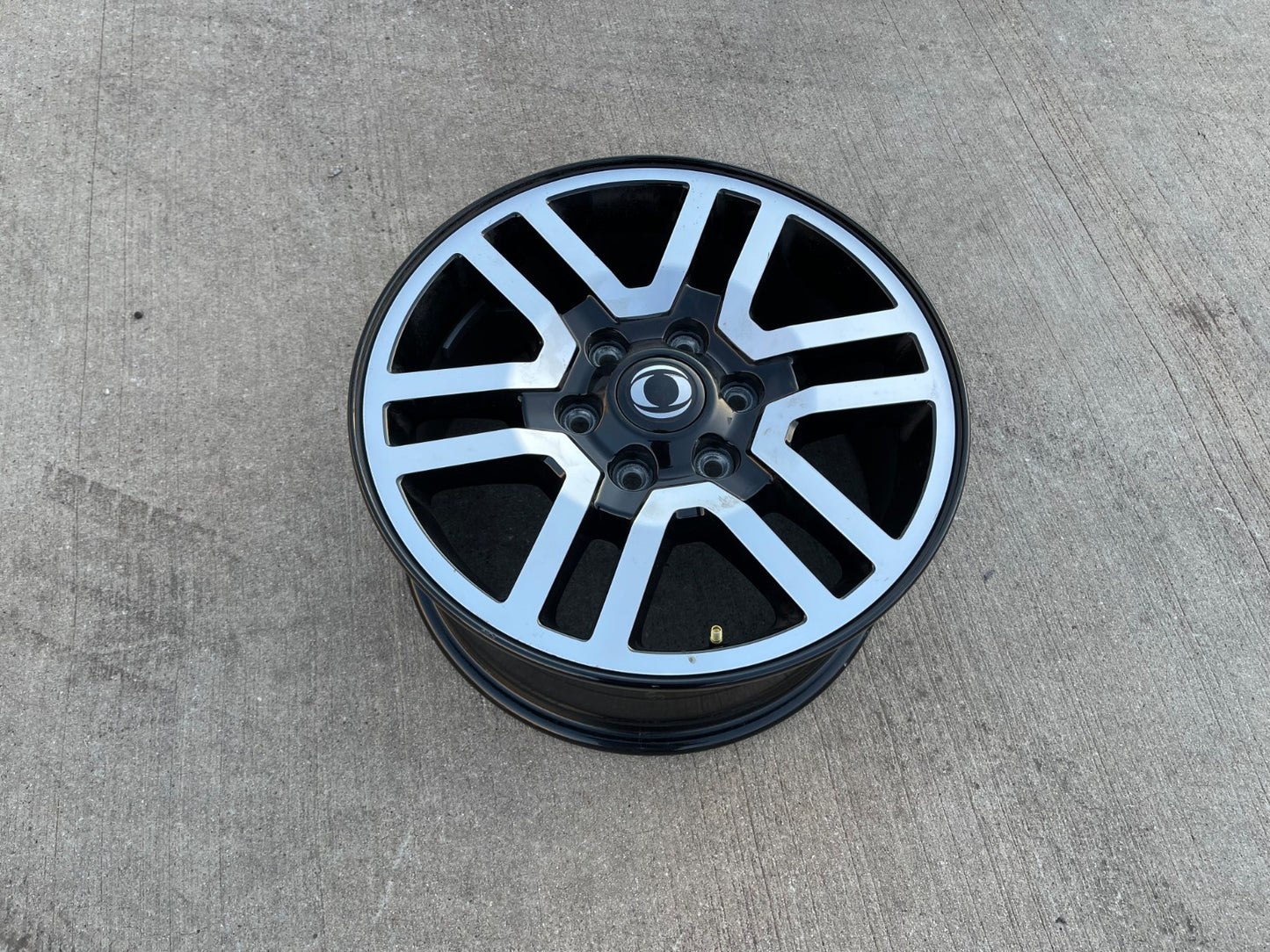 (1) 17" INEOS Grenadier OEM 8775 wheel rim 2023 2024 2025 2026 NEW