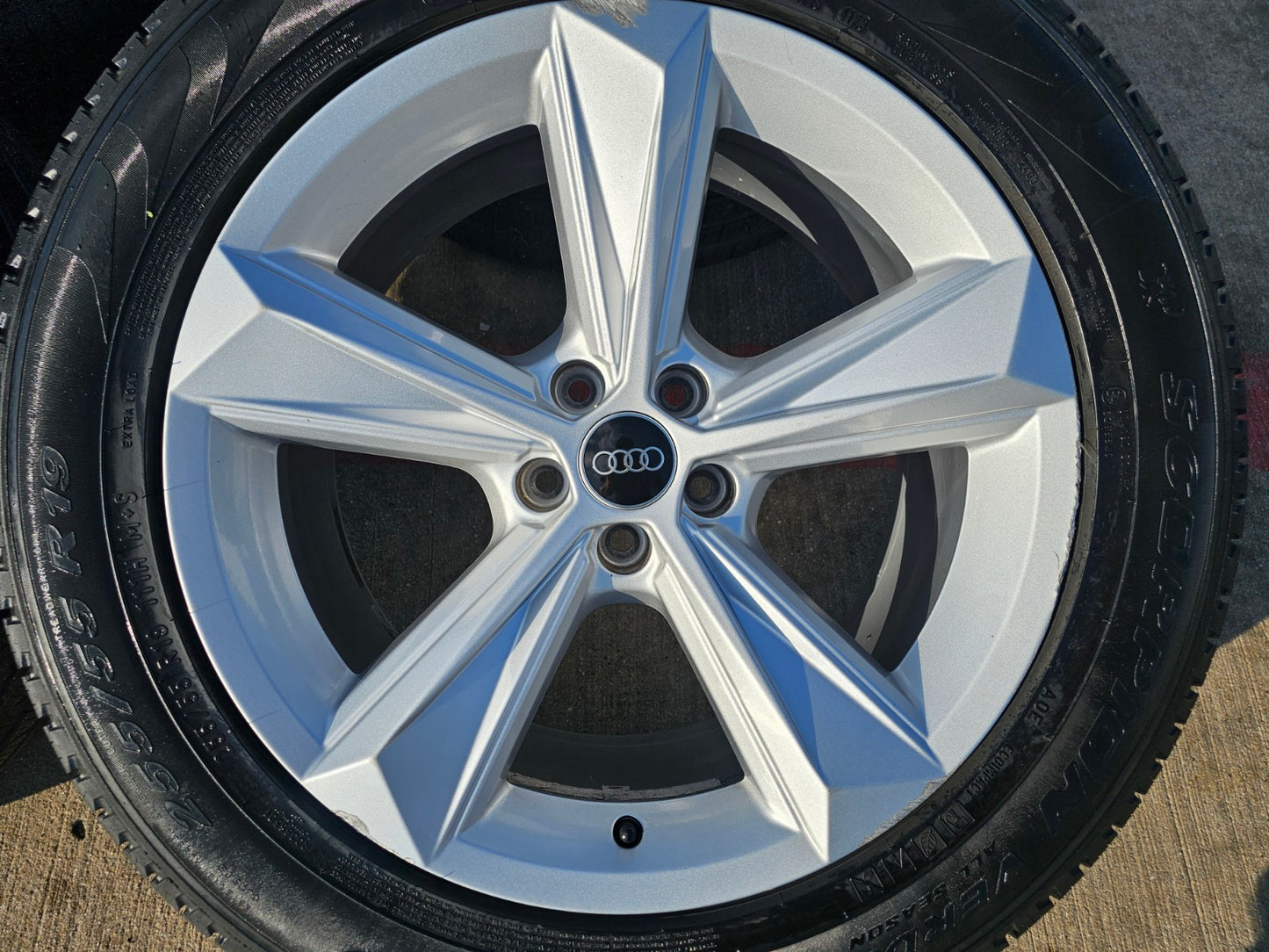 19" Audi Q7 OEM wheels rims Q8 RS S VW Atlas 12052 tires 2022 2023 2024 2025