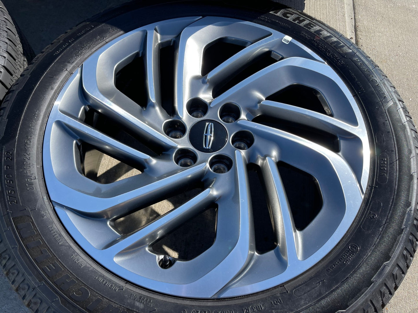 22" Lincoln Navigator OEM 94225 rims wheels BLACK LABEL 2025 2026 MICHELIN