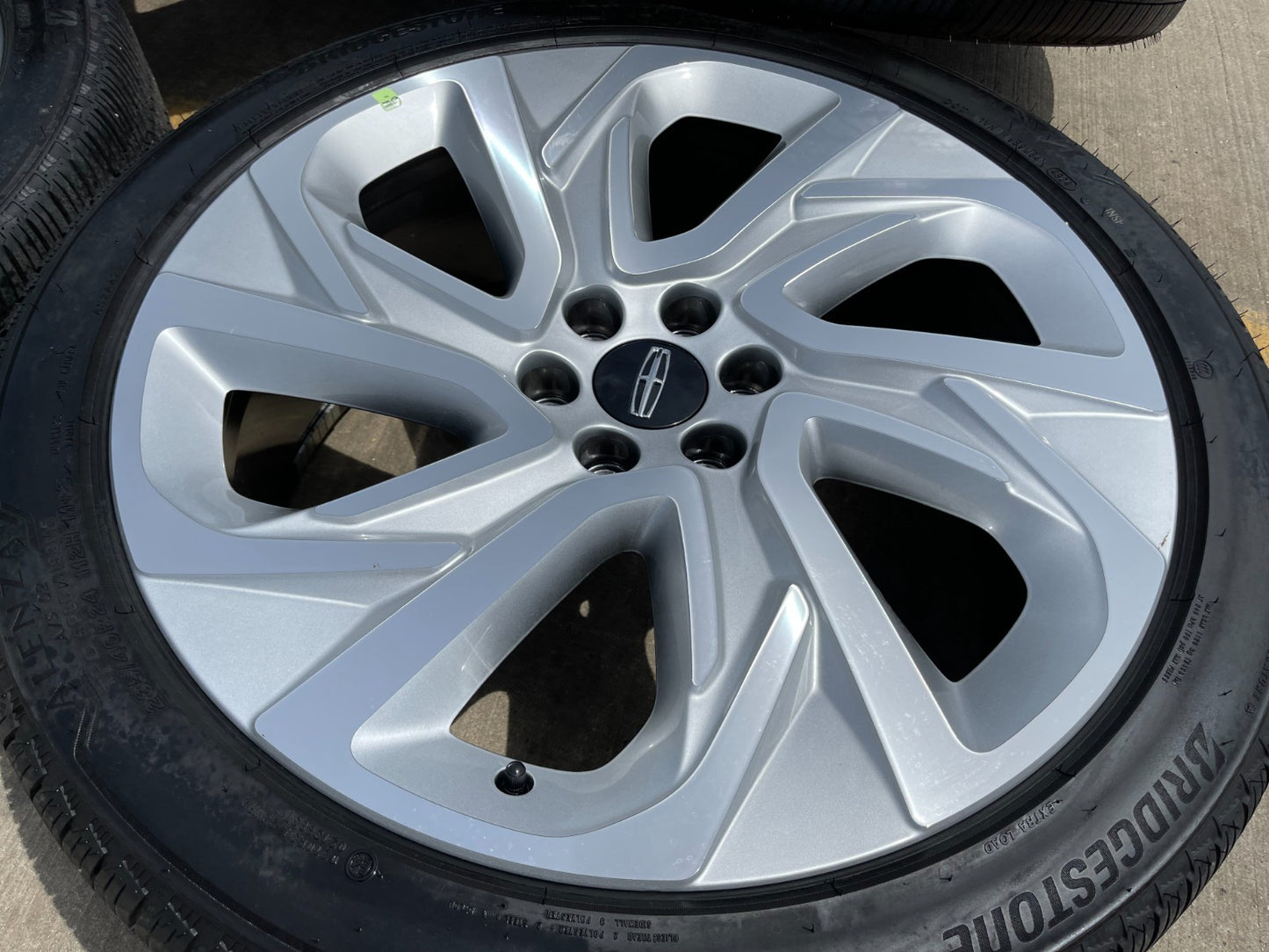 24" Lincoln Navigator OEM rims wheels Ford F-150 Expedition 2024 2025 2026 NEW
