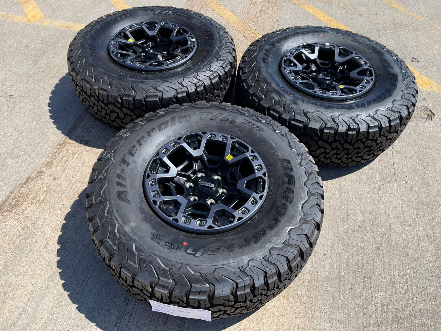 17" Ford F-150 Raptor R OEM BEADLOCK rim wheel 37" tire spare 2024 2025 2026 NEW