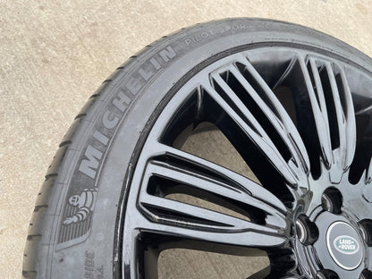 (1) 22" Land Rover Range DEFENDER OEM 72328 72331 wheel rim spare PIRELLI