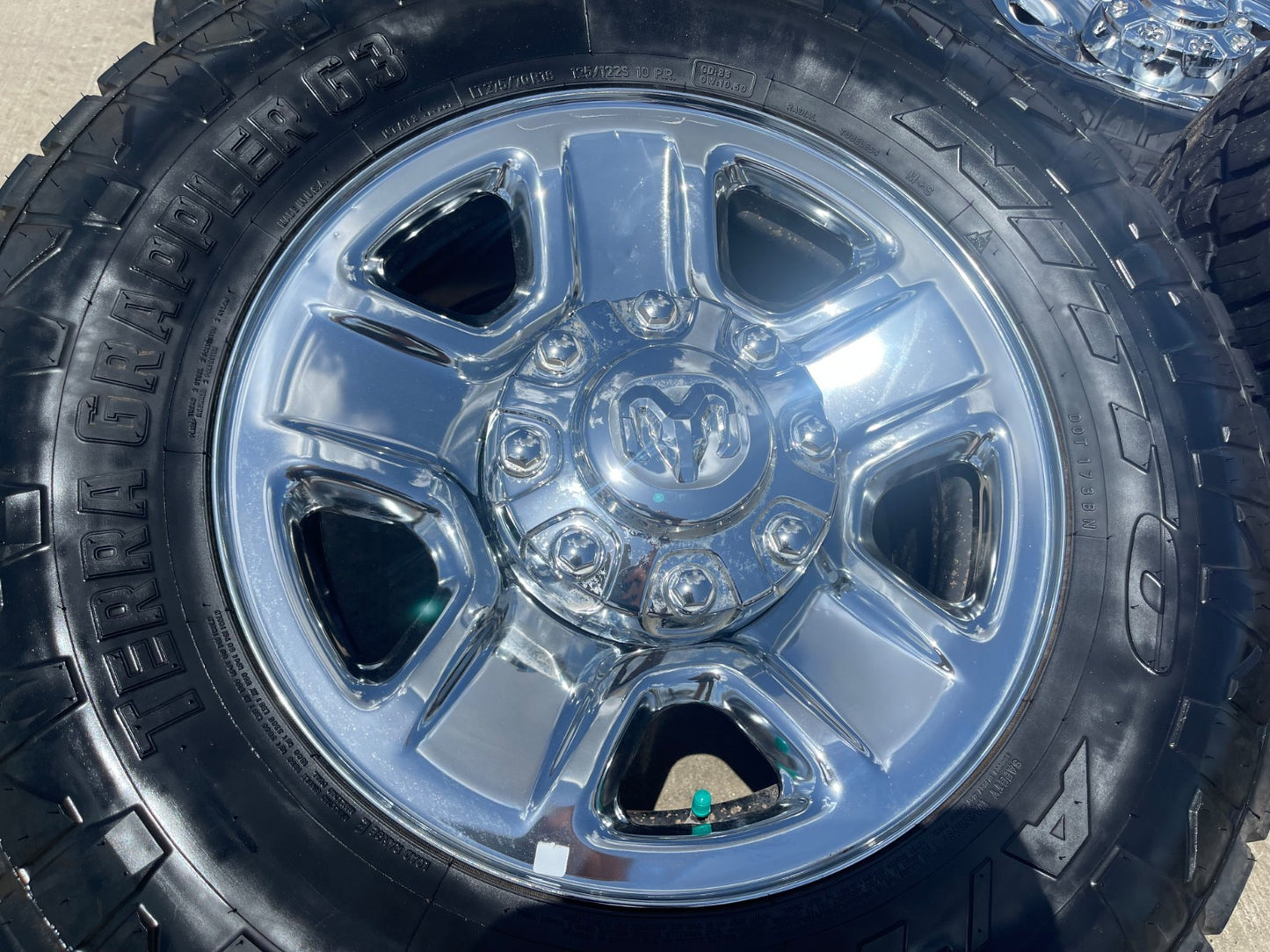 18" Dodge Ram 2500 3500 STEEL chrome OEM 2473 wheels rims SET NITRO G3 A/T