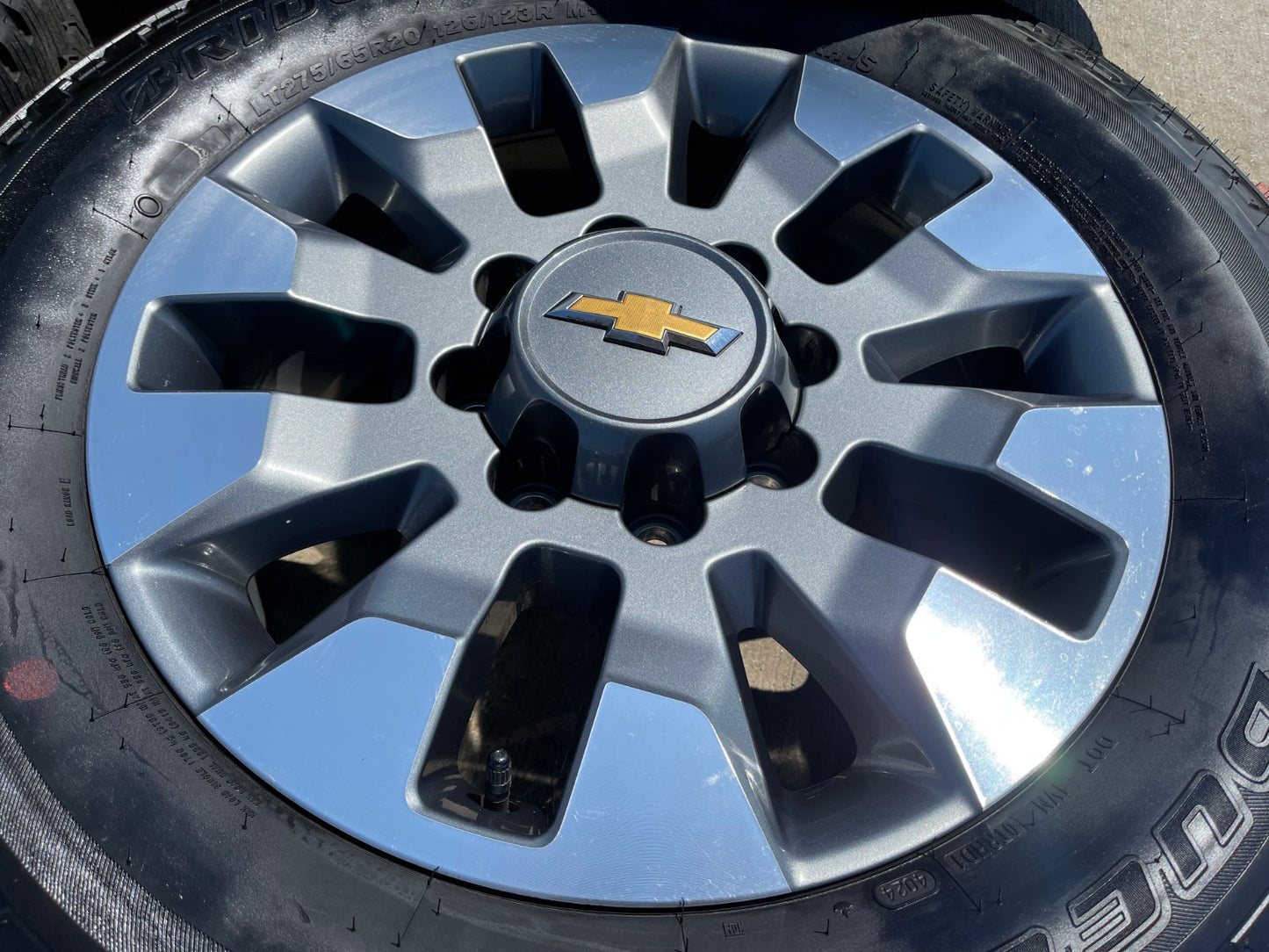 20" Chevy Silverado 2500 3500 OEM 5960 5947 GMC Sierra wheels rims tires NEW