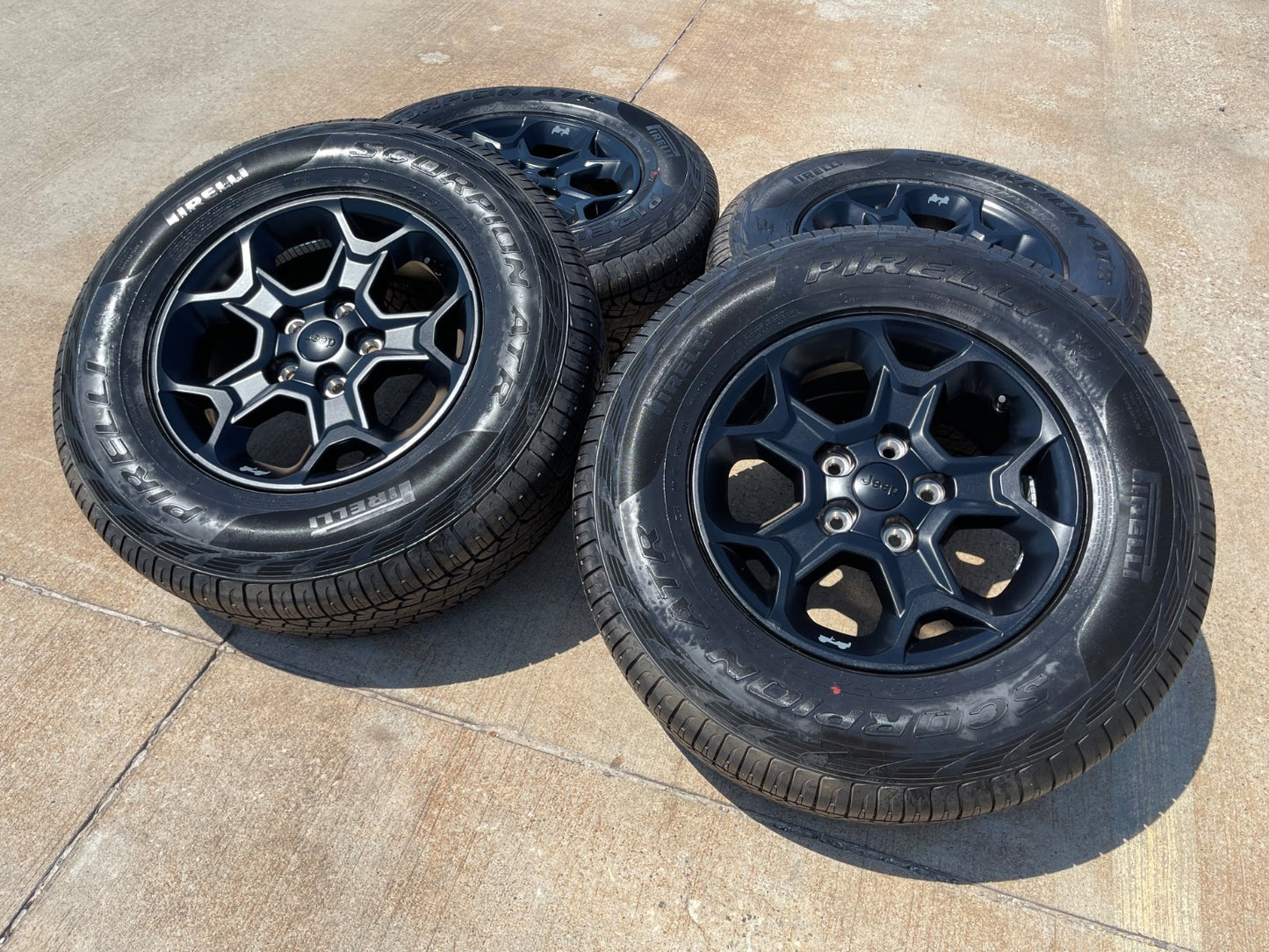 17" Jeep Wrangler Rubicon OEM wheels rims Gladiator 96832 9282 PIRELLI A/T NEW