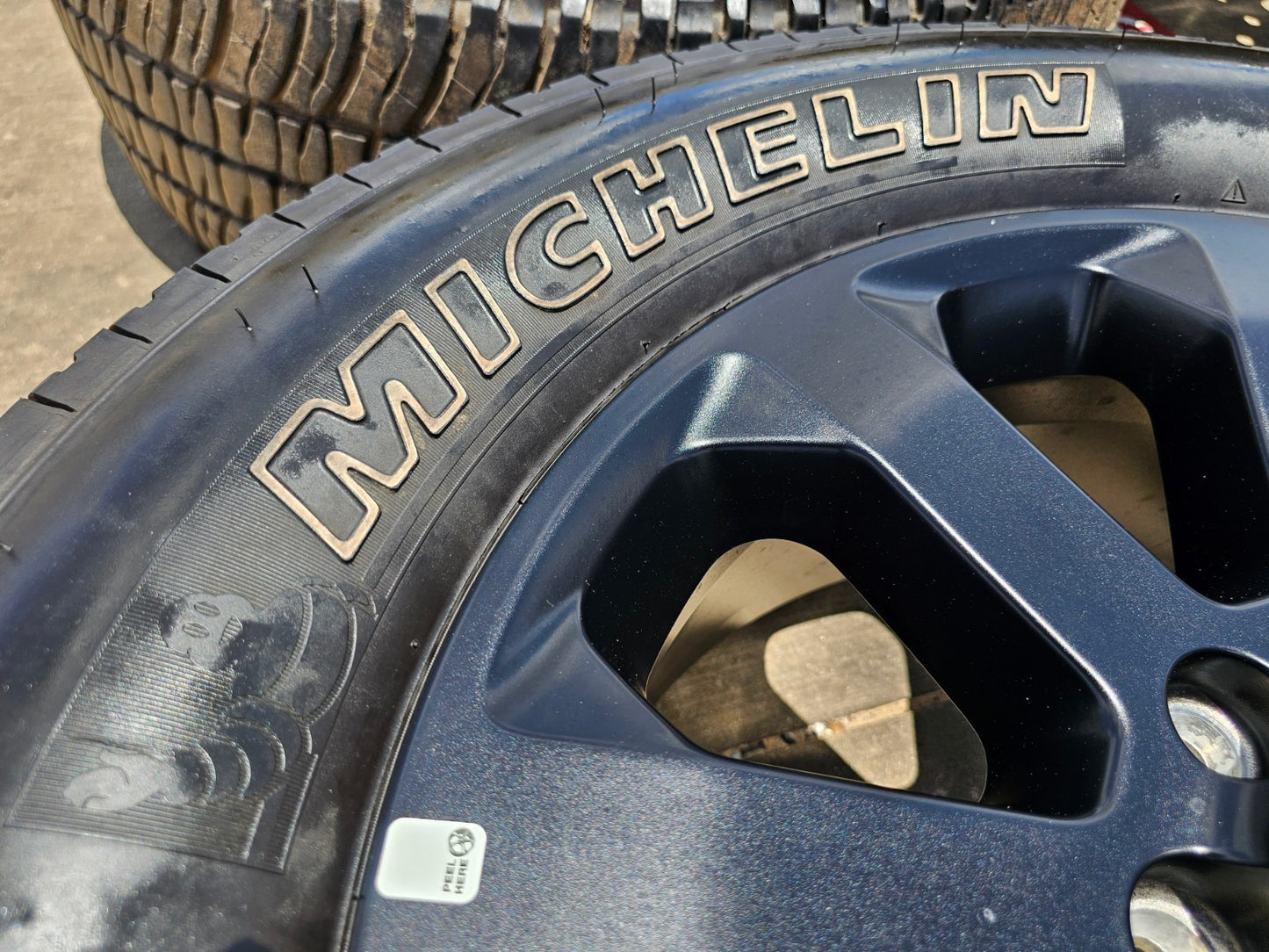 20" Dodge Ram 2500 3500 LARAMIE OEM 2700 wheels rims SET tires MICHELIN