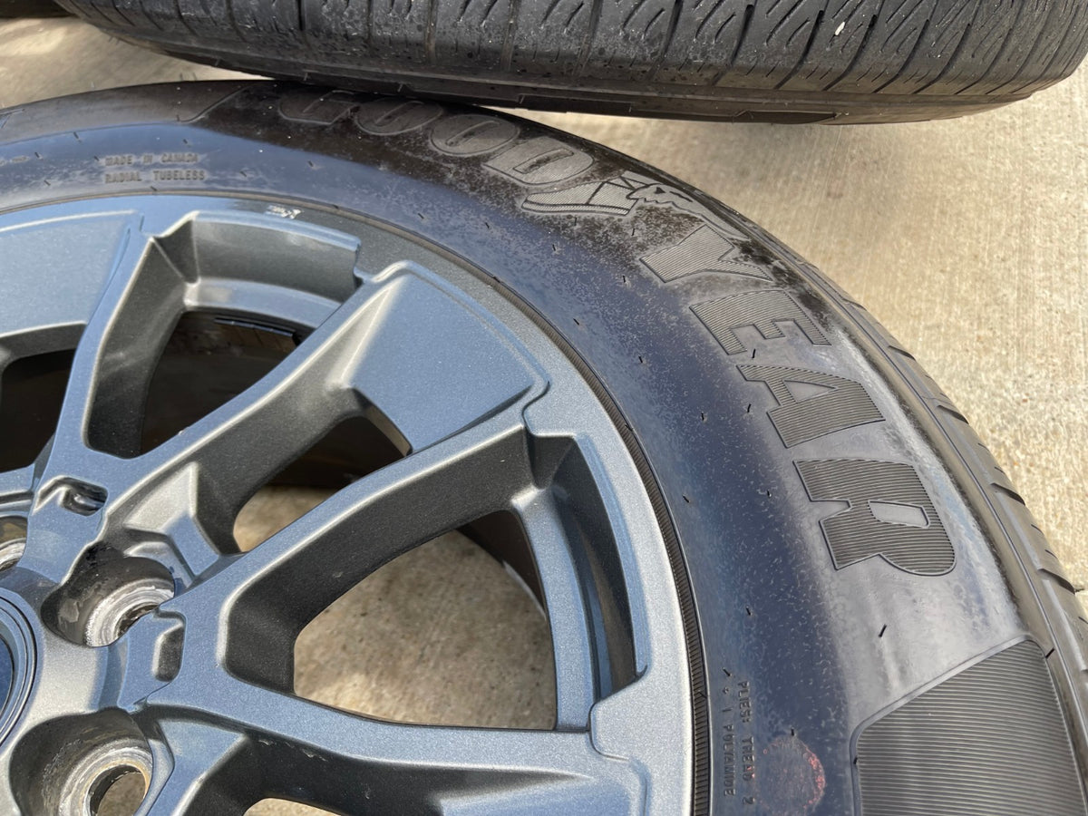 20" Toyota Tundra TRD OEM wheels rims 95314 65196 Sequoia gray GOODYEAR