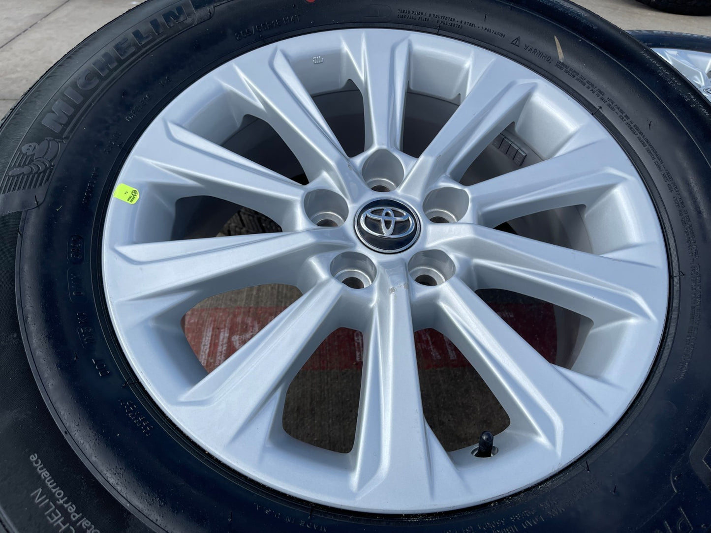 18" Toyota Grand Highlander OEM 10525 wheels rims tires Lexus TX350 NEW MICHELIN