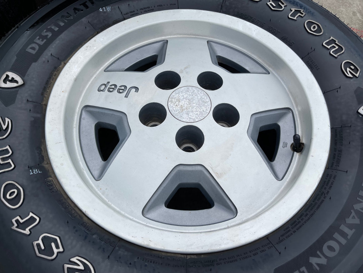 15" Jeep Wrangler Cherokee Comanche Wagoneer wheels rims 1512 OEM 5x4.5 tires