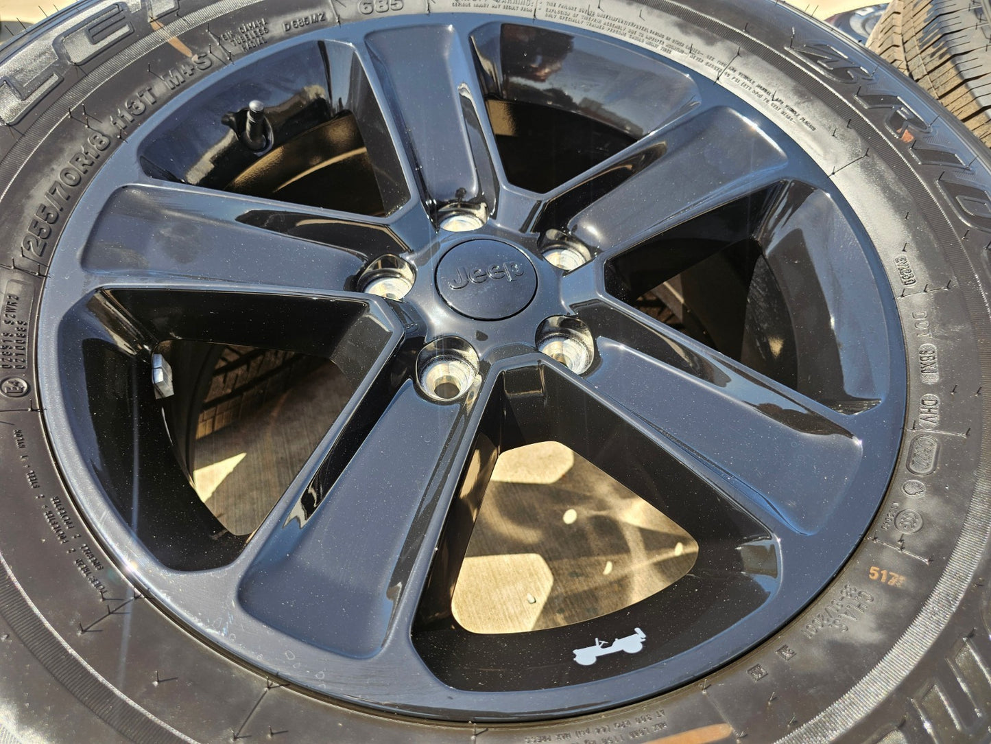 18" Jeep Wrangler Sahara OEM 9221 9255 wheels rims 2020 2021 2022 2023 2024 2025
