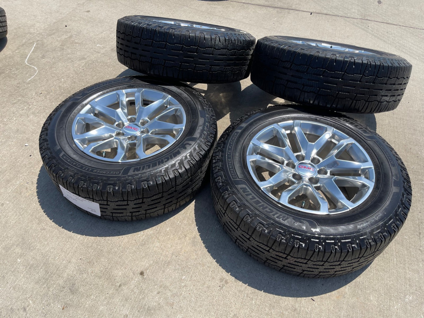 20" GMC Sierra Yukon AT4 Tahoe OEM 5924 wheels rims tires SET MICHELIN