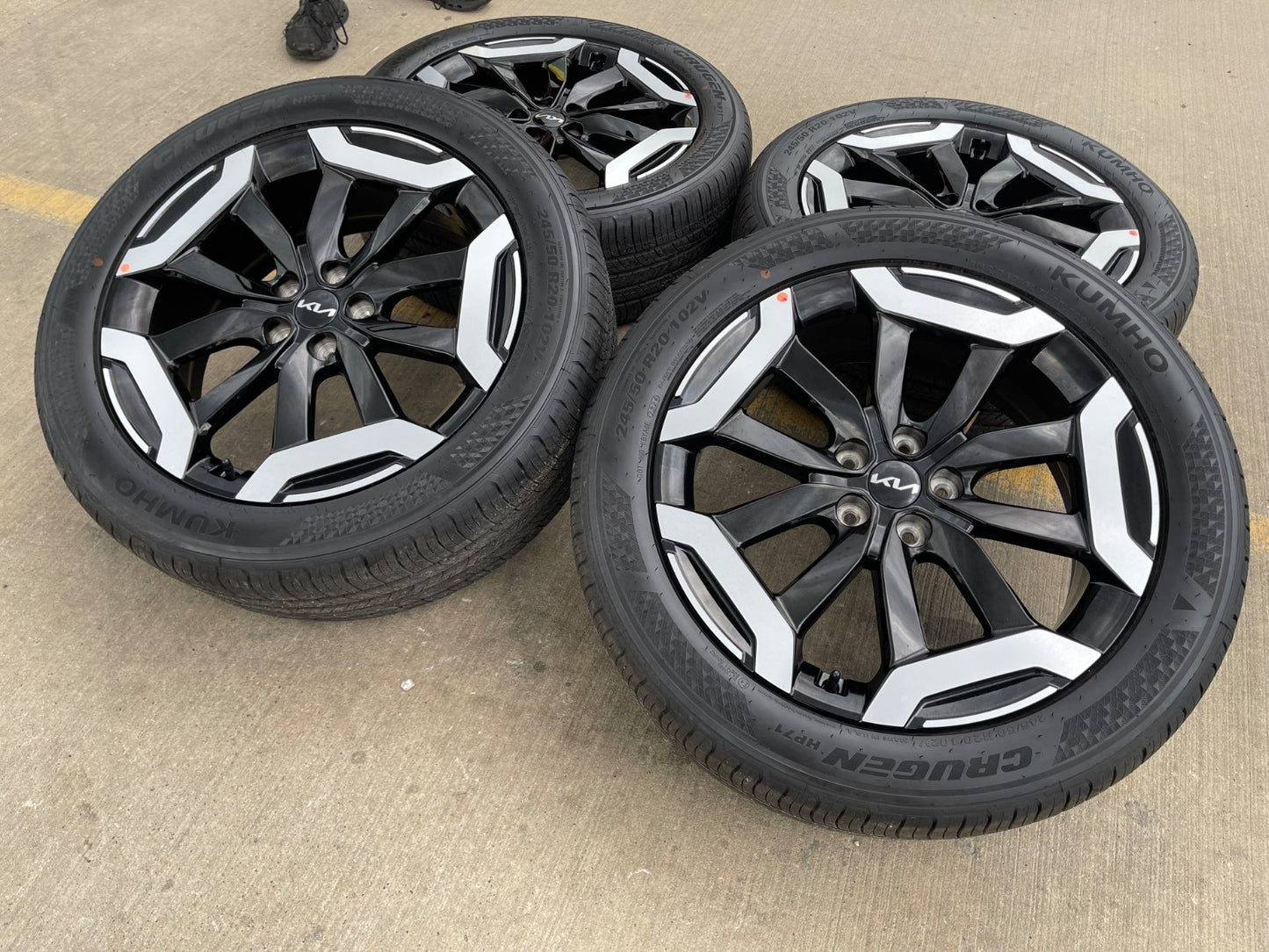20" Kia Telluride X-PRO OEM 74716 wheels rims Sedona spare 2024 2025 2026 NEW