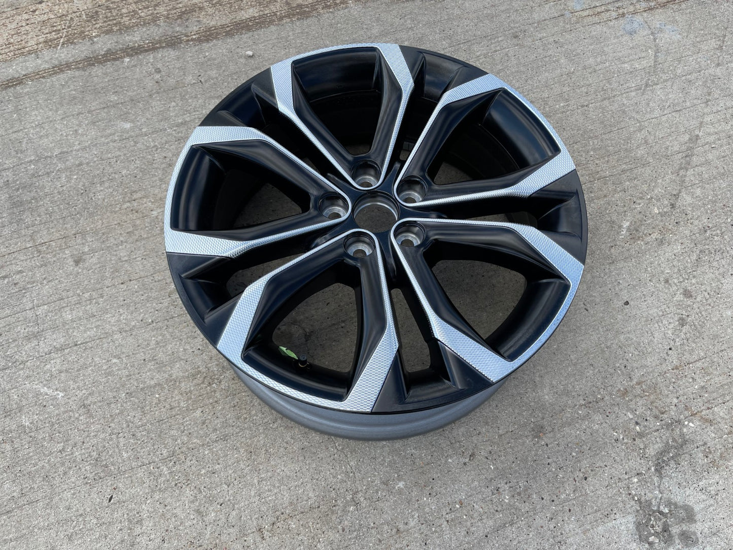 20" Toyota Sienna OEM 69167 rim wheel Venza Rav4 CH-R 2022 2023 2024 2025 2026