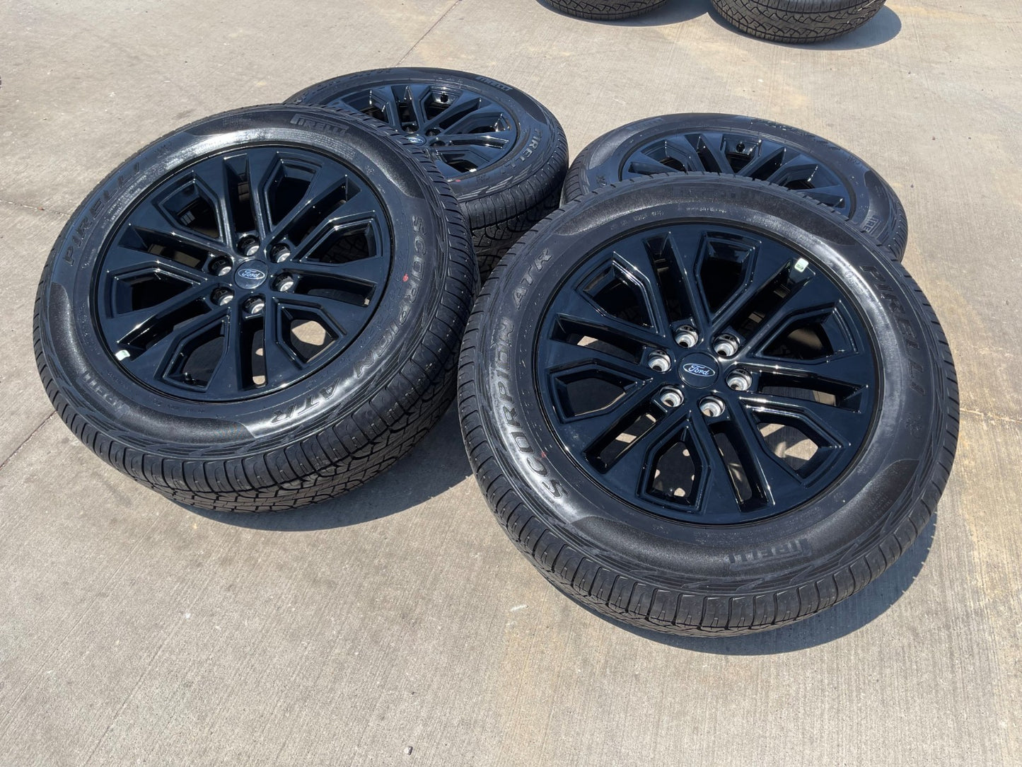 20" Ford F-150 LARIAT OEM 10619 rims wheels Expedition 2026 2027 SET PIRELLI NEW