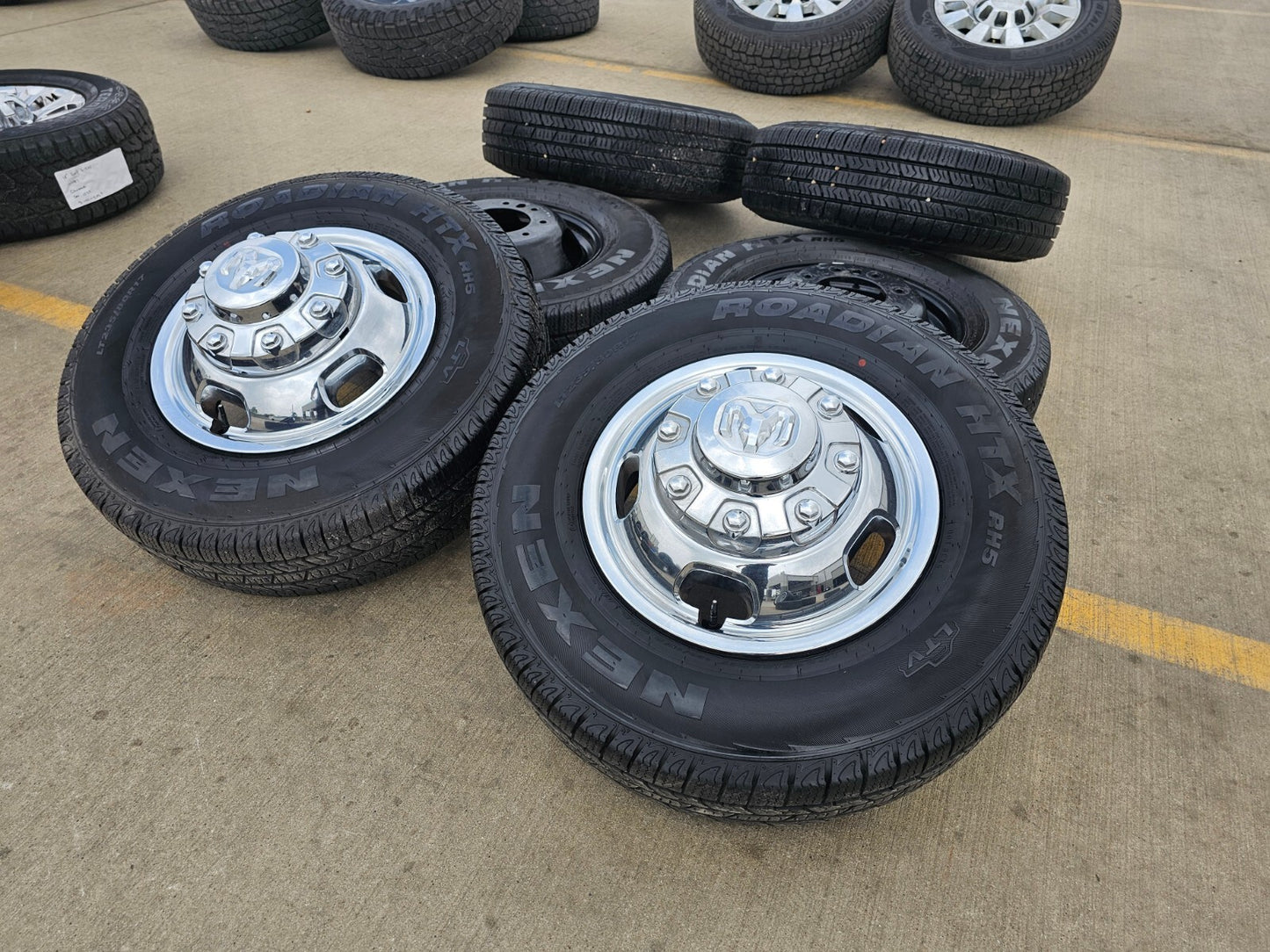 17" Dodge Ram 3500 Dually Laramie 8x200 wheels rims 2703 2704 OEM 2024 2025