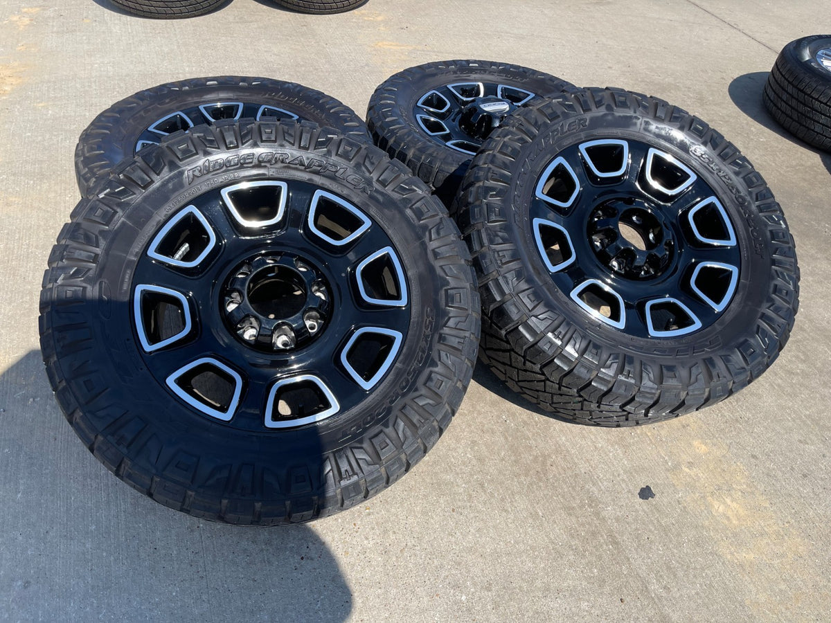 20" Ford F-250 F-350 OEM Lariat Platinum wheels rims 10486 tires SET NITRO 35"