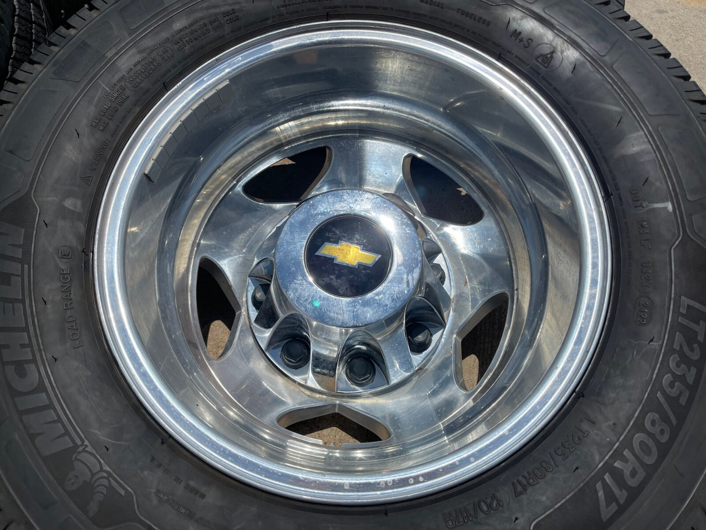 17" Chevy Silverado GMC Sierra 3500 Dually rims wheels OEM 5519 5520 MICHELIN