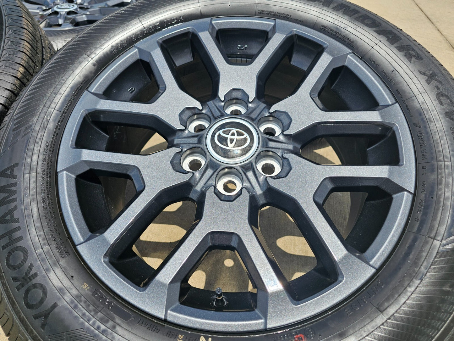 20" Toyota Tundra TSS TRD OEM wheels rims 95359 75277 Sequoia 2024 2025 NEW