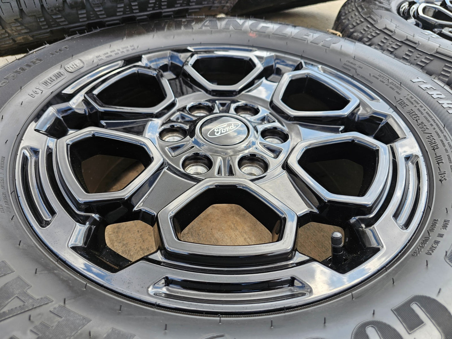 18" Ford Ranger OEM wheels rims tires Bronco black 2024 2025 2026 2027 NEW